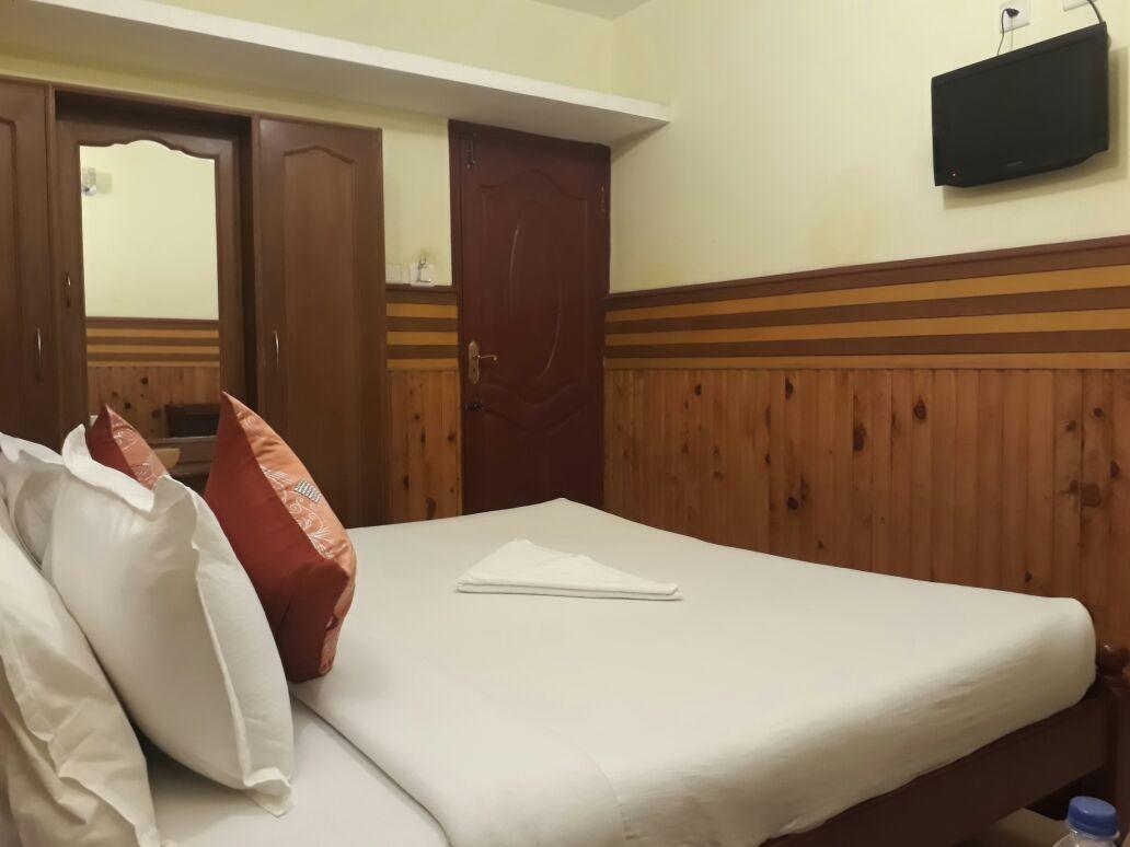 Yogi Residency Hotel Kodaikanal Exterior photo